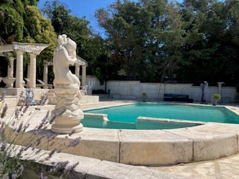 Comme A La Maison Apartment